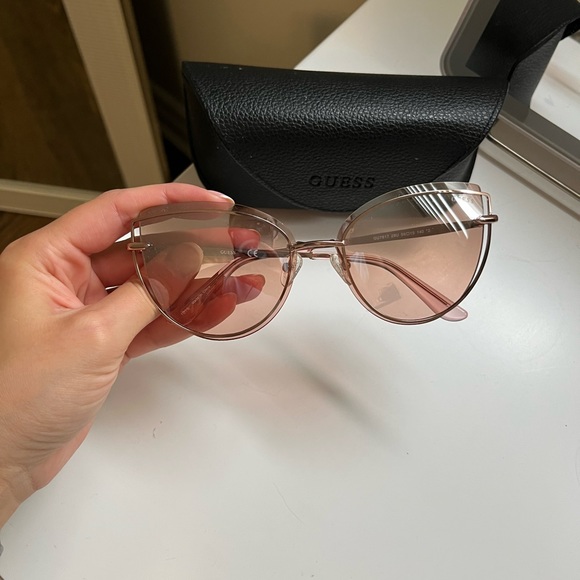 Rose gold cat eye sunglasses - Picture 9 of 11